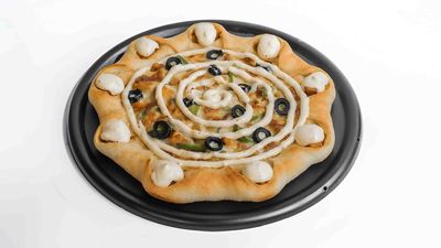 CROWN Pizza & Bar B.Q
