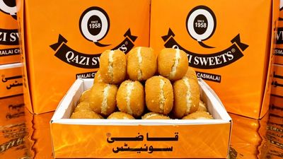 Qazi Sweets