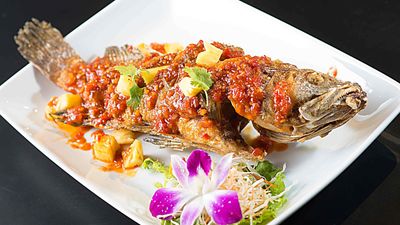 Friends Thai Table (RELC International Hotel)