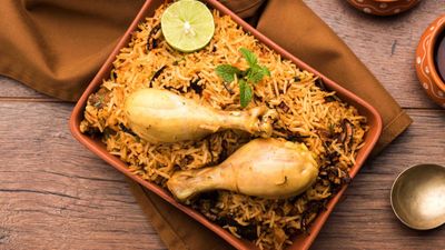 AMBER TANDOORI RESTAURANT-INDIAN HOUSE (Rangoon Road)