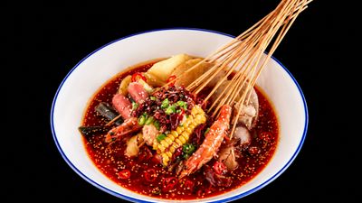 走街串巷川味缽缽雞 (大東東夜市店)