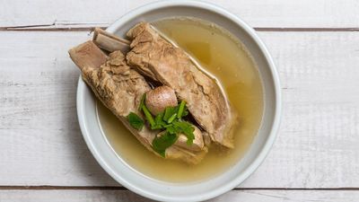 正港阿匹婆藥燉排骨