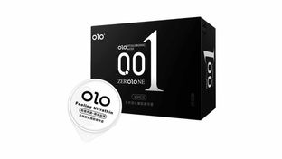 Anya porno fotosuratda oyoqlarini yoydi