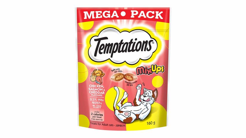 Temptations Mix Ups Chicken, Salmon & Cheddar Flavour 160g