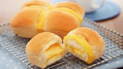 FamilyMart Buttermilk Bun 4 Pieces