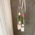 手提單支鬱金香鮮花盒(隨機出貨)