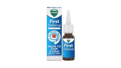 VICKS First Defence Nasal Spray (Helps to Stop Cold at First Sign) 15ml